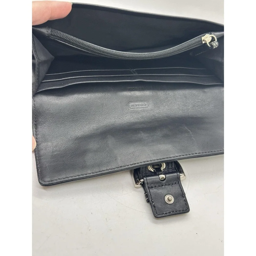 COACH Soho Hampton Black Leather Large Buckle Wallet Buckle